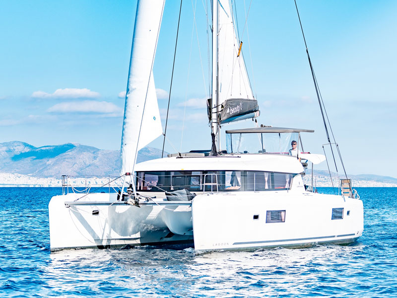 Sea Novels boat Catamaran